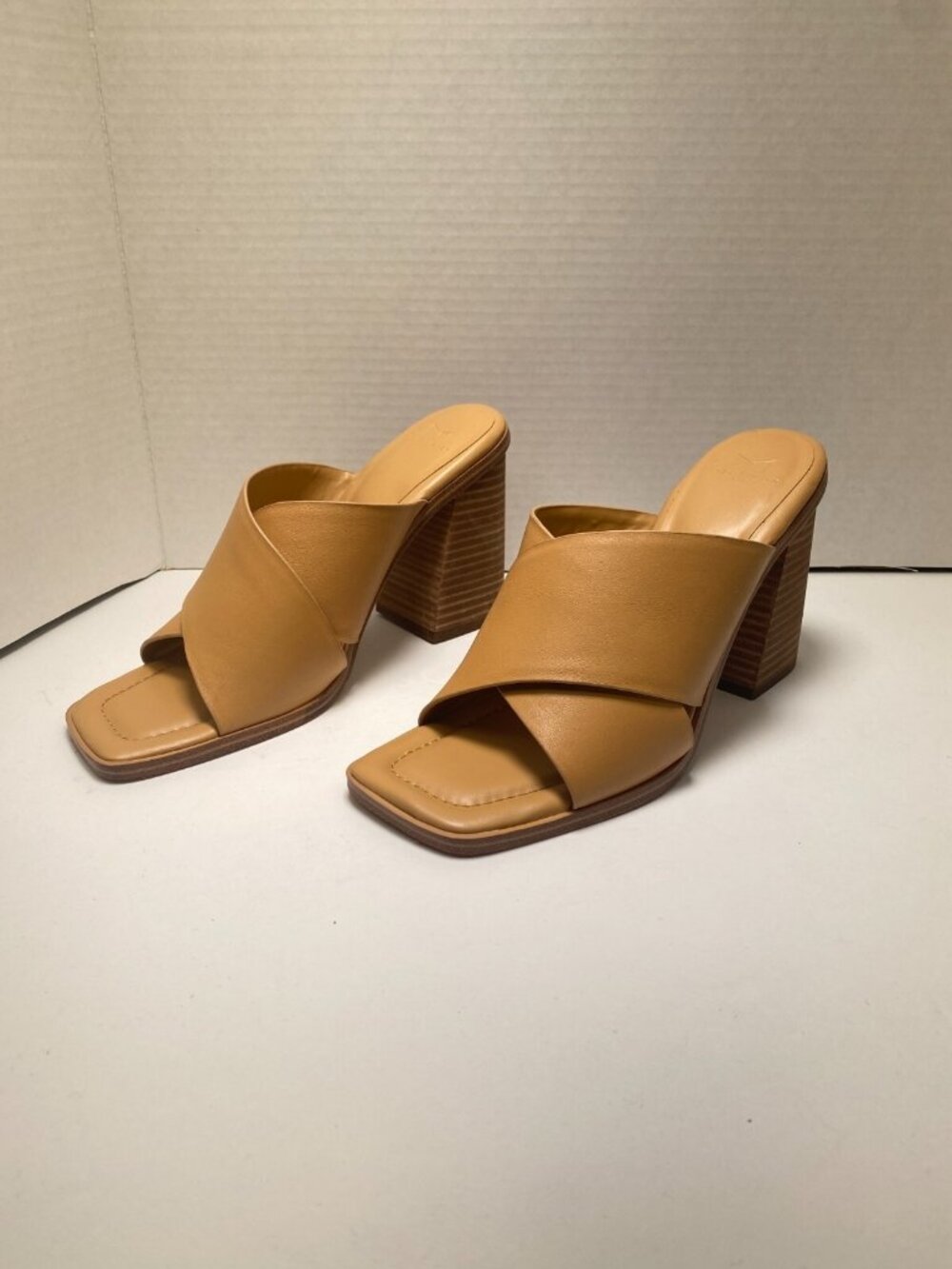 Marc Fisher LTD Barli Chunky Heeled Slide Sandal Sz 10